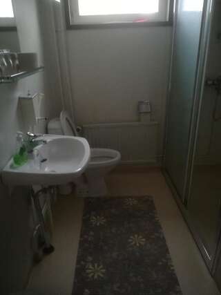 Мотели Gasthaus.himanka Himanka Cемейный номер с собственной ванной комнатой-3